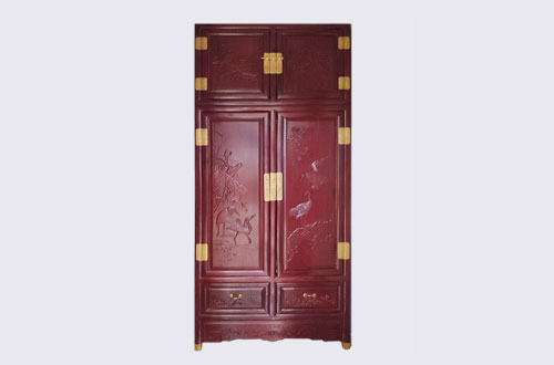 大兴安岭高端中式家居装修深红色纯实木衣柜